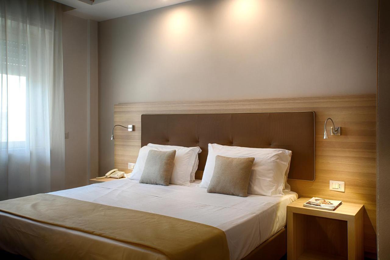 American Hotel Pozzuoli Esterno foto